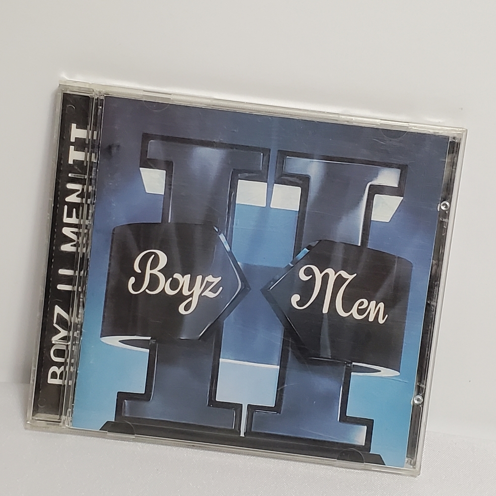 Boyz II Men (Audio CD, Sep-1994, Motown) BOYS 2 MEN, Mint Disc Fast Shipping .